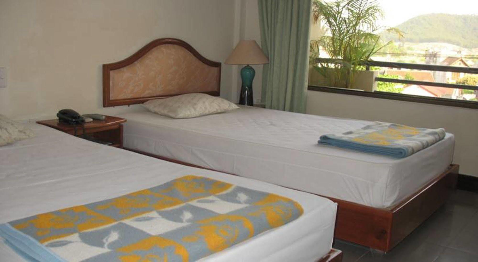 Ngu Binh Hue Hotel Exterior foto