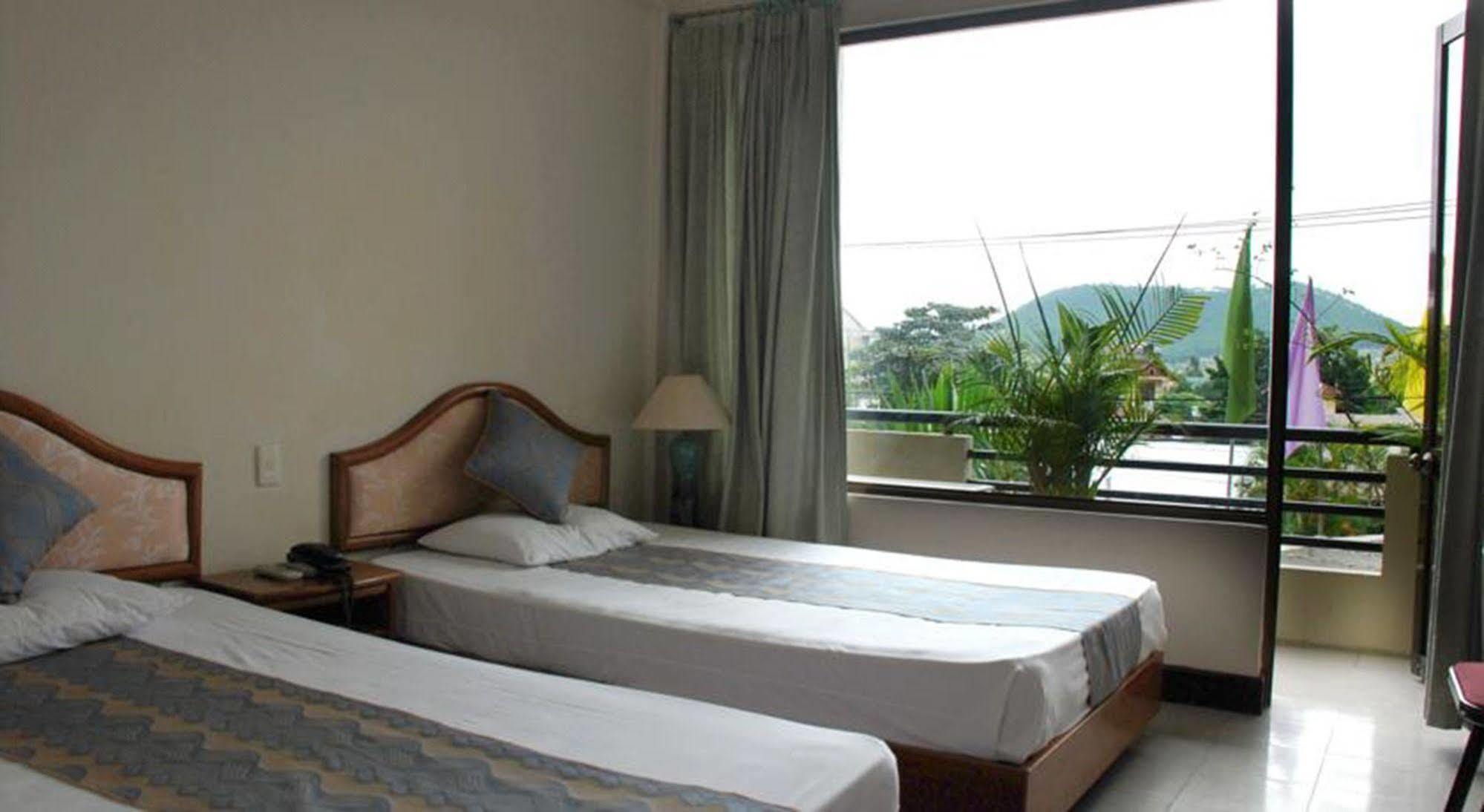 Ngu Binh Hue Hotel Exterior foto