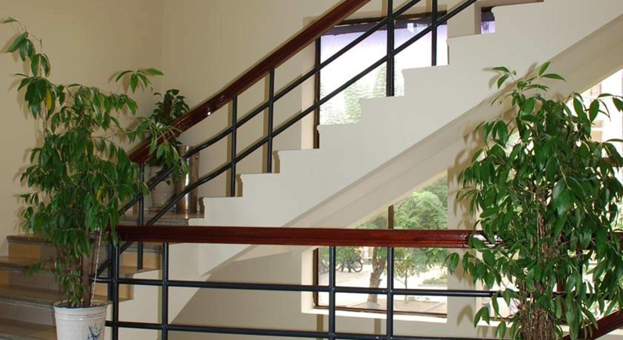 Ngu Binh Hue Hotel Exterior foto